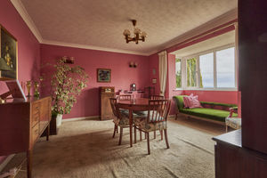 Dining Room- click for photo gallery